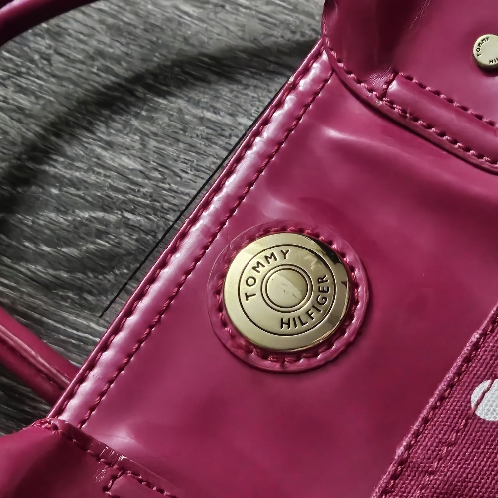 Tommy Hilfiger Handbag